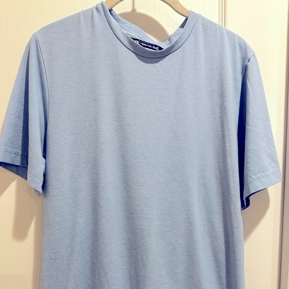 Travis Mathew Shirt Sleeve Size Medium